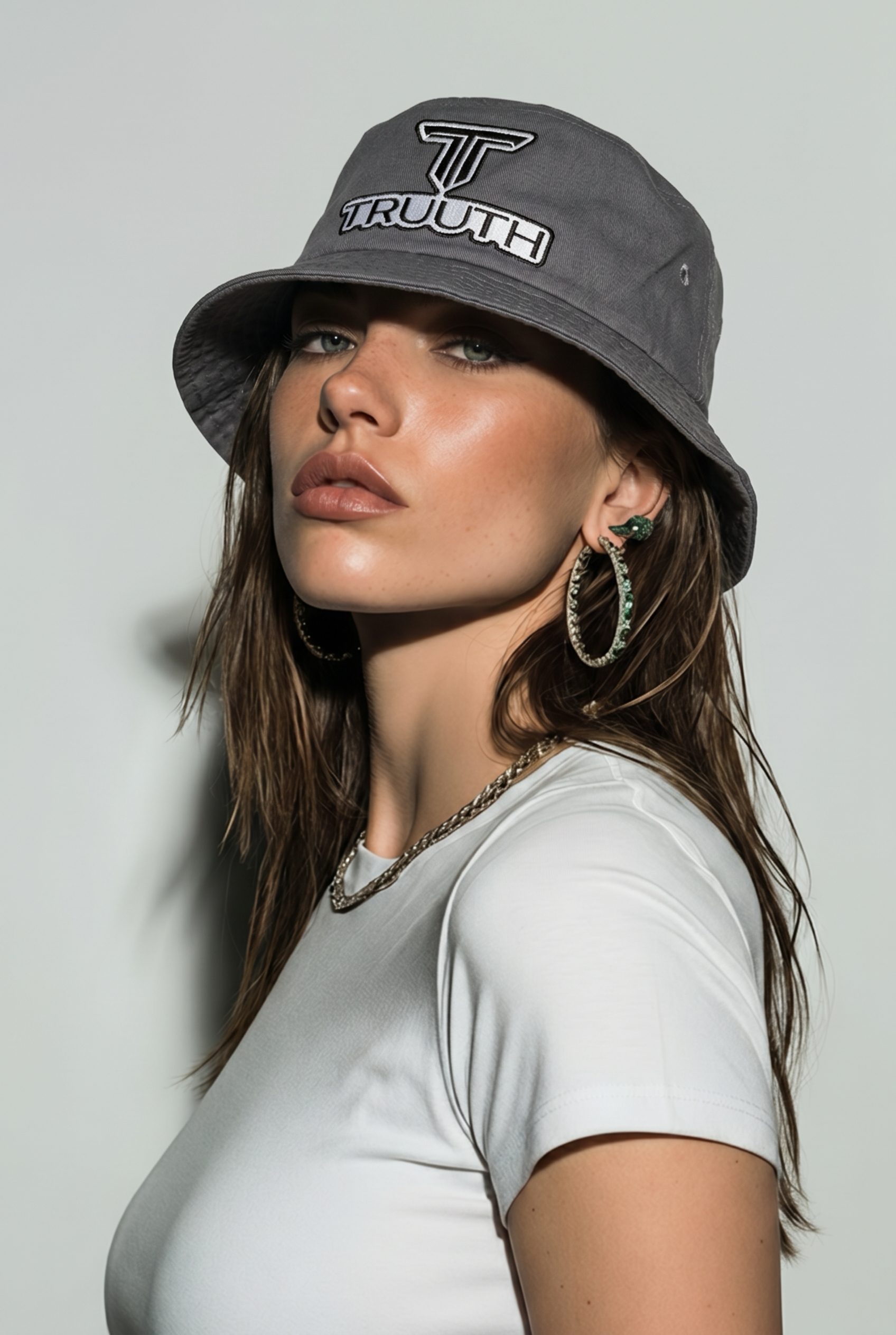 TRUUTH Patch logo bucket hat