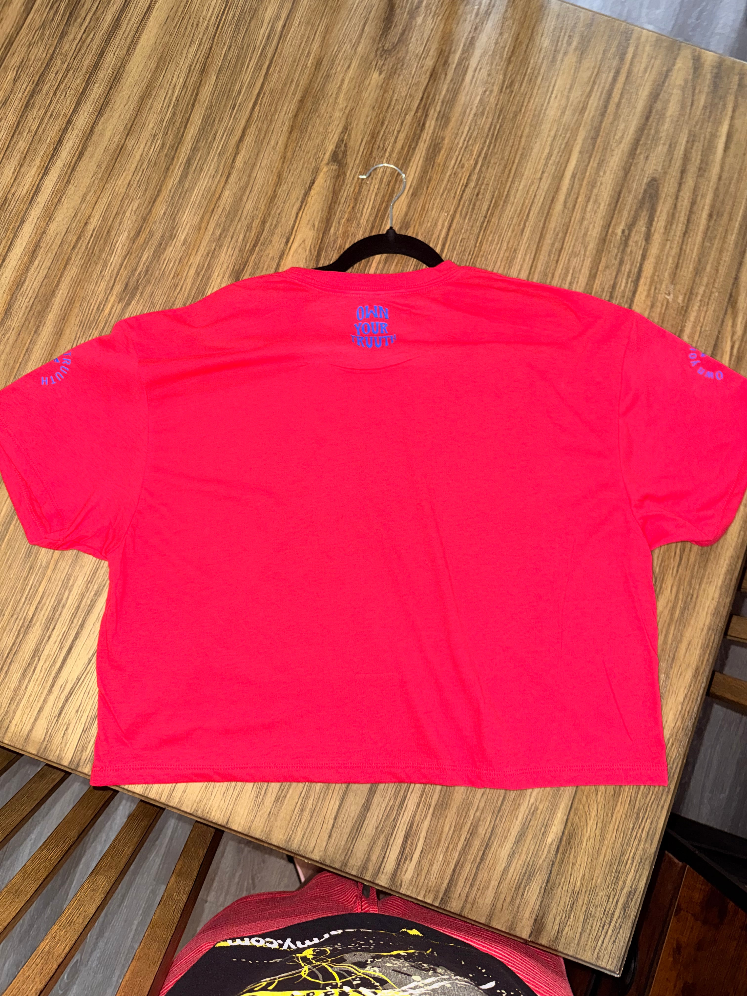 TRUUTH KISS crop top short sleeve